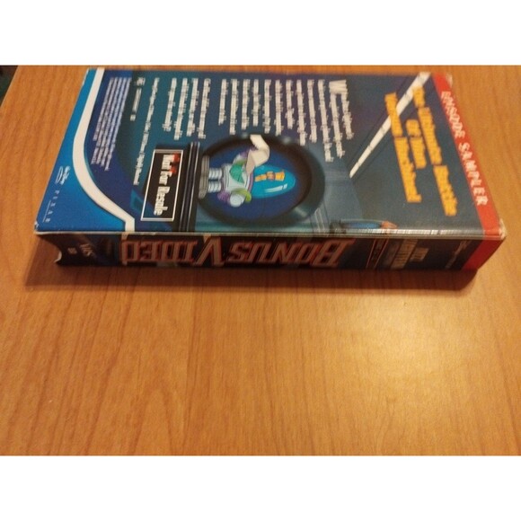 Buzz Lightyear of Star Command Episode Sampler “Planet of the Lost” VHS RARE - Picture 4 of 7